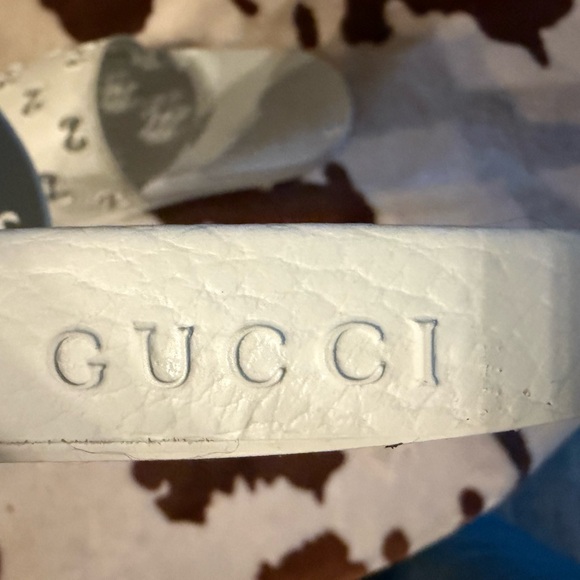 Gucci White Interlocking G Logo Slide Sandals - Picture 4 of 10